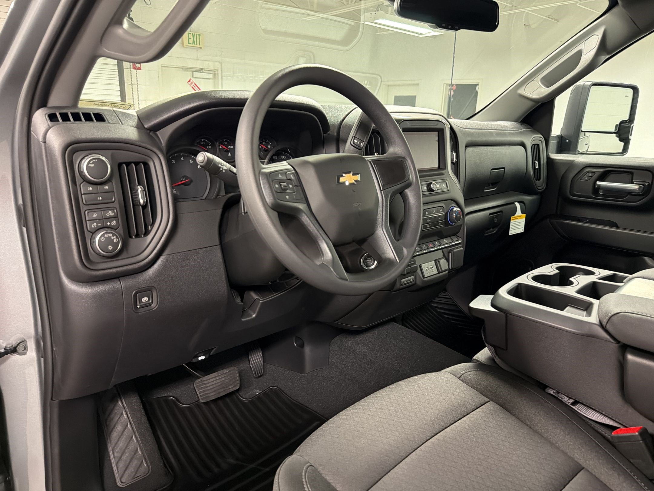 New 2026 Chevrolet Silverado 2500 Custom w/ Custom Value Package AWD/4WD image 3