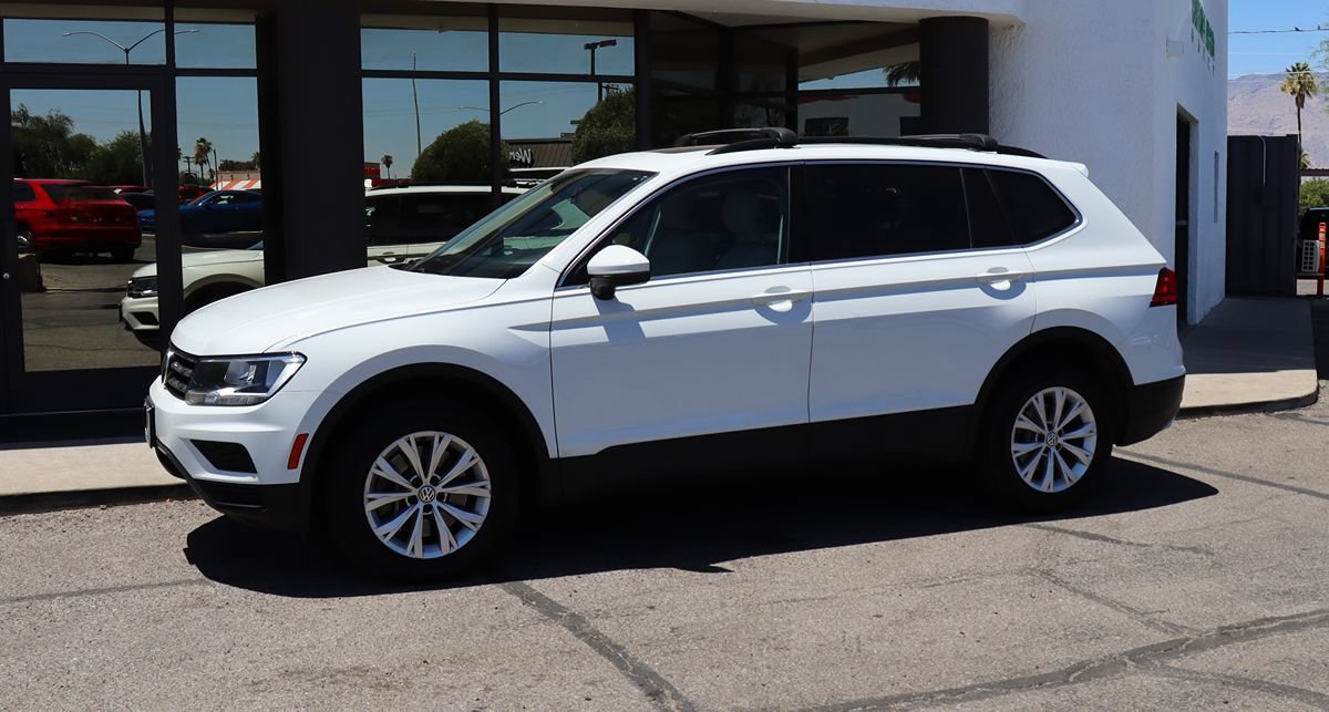 Used 2019 Volkswagen Tiguan SE w/ Panoramic Sunroof Package AWD/4WD image 7