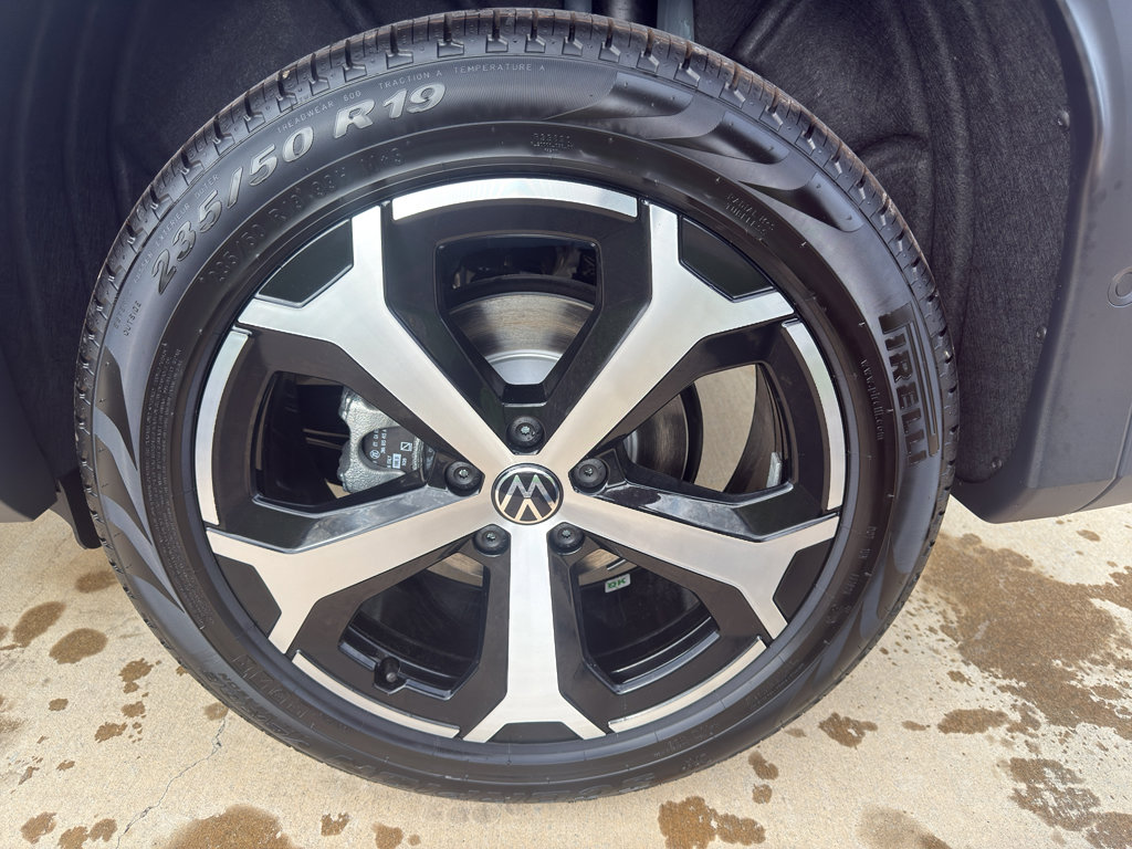 New 2026 Volkswagen Tiguan SE image 15