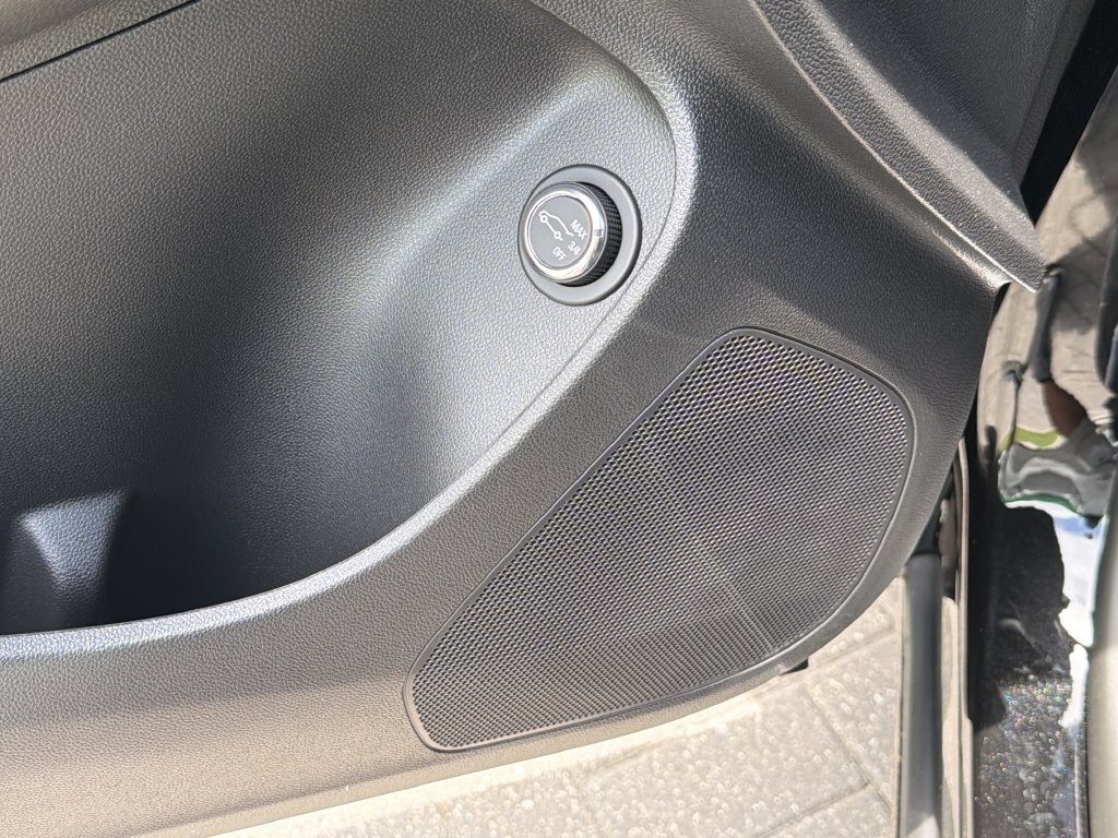 New 2026 Buick Envista Sport Touring w/ Convenience I Package FWD image 21