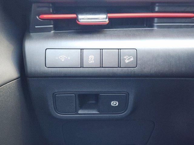 Used 2025 Hyundai Kona N Line S image 23