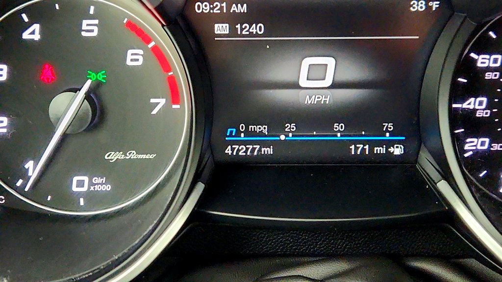 Used 2022 Alfa Romeo Stelvio Sprint image 15