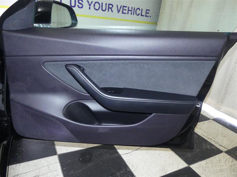 Used 2019 Tesla Model 3 Standard Range Plus image 21