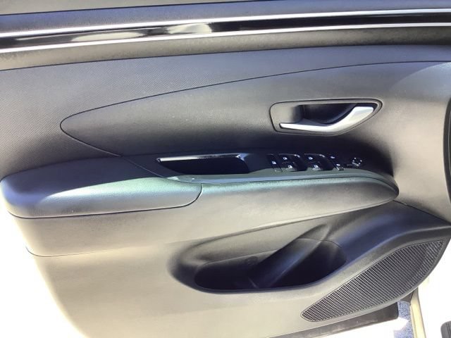 Certified 2023 Hyundai Tucson SEL AWD/4WD image 10