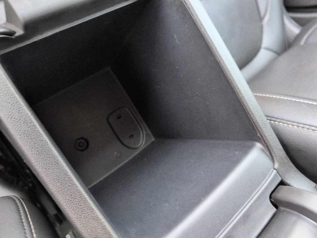 Used 2023 GMC Acadia SLT image 31