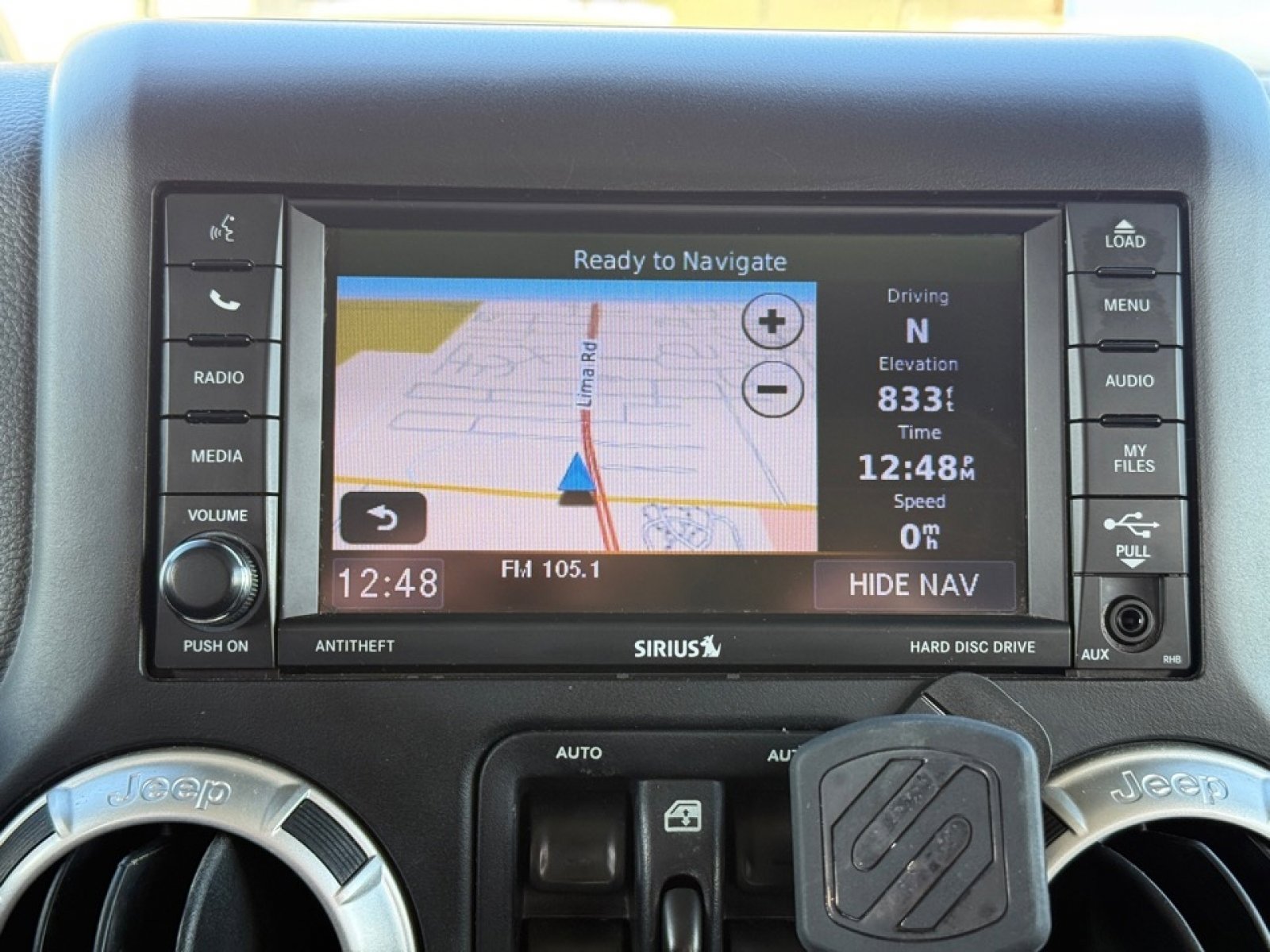 Used 2018 Jeep Wrangler Unlimited Sahara w/ Connectivity Group image 26