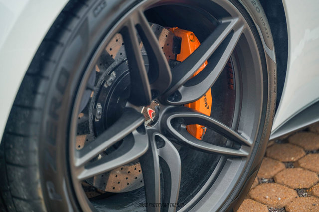 Used 2017 McLaren 570S Coupe RWD image 50
