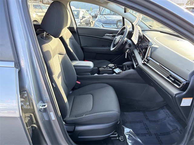 Certified 2023 Kia Sportage LX image 9