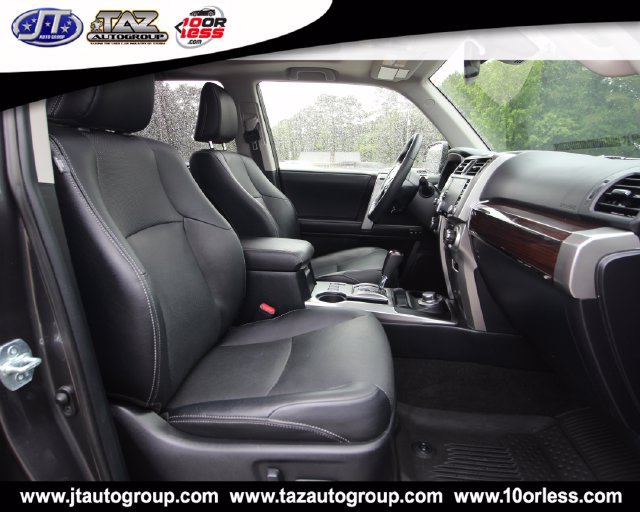 Used 2021 Toyota 4Runner Limited AWD/4WD image 18