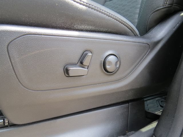 Used 2025 RAM 1500 Big Horn AWD/4WD image 17