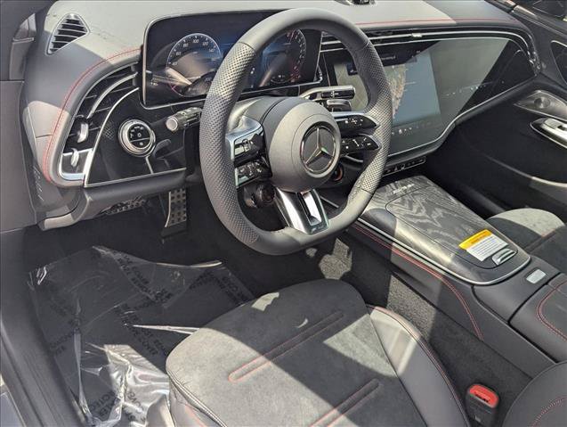New 2026 Mercedes-Benz E 53 AMG e 4MATIC Sedan image 3