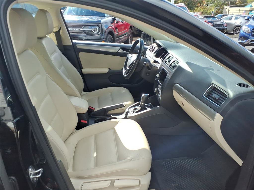 Used 2018 Volkswagen Jetta SE image 27