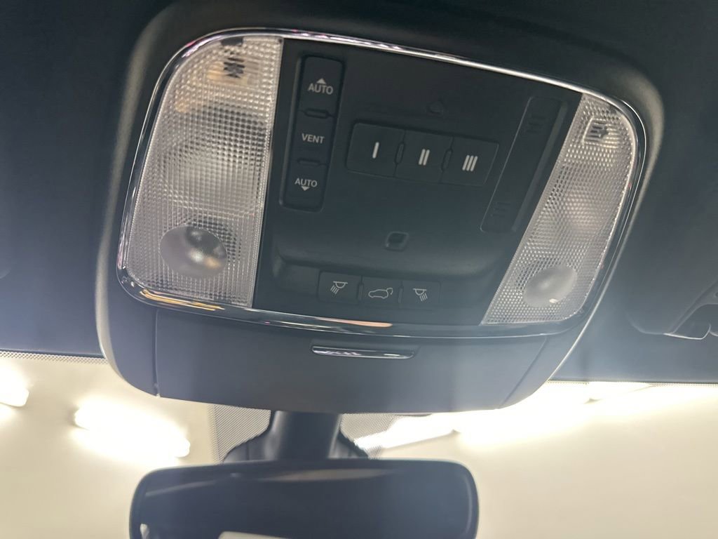 Used 2020 Dodge Durango R/T image 44