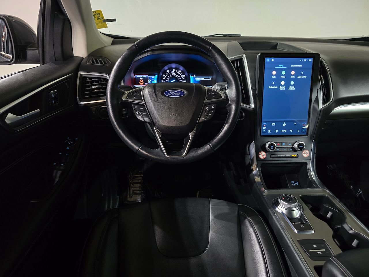 Used 2022 Ford Edge Titanium image 24