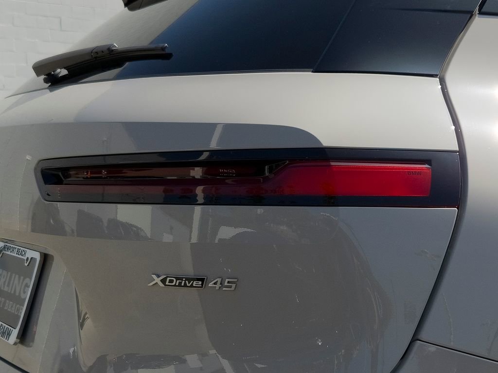 New 2026 BMW iX xDrive45 w/ M Sport Package image 4