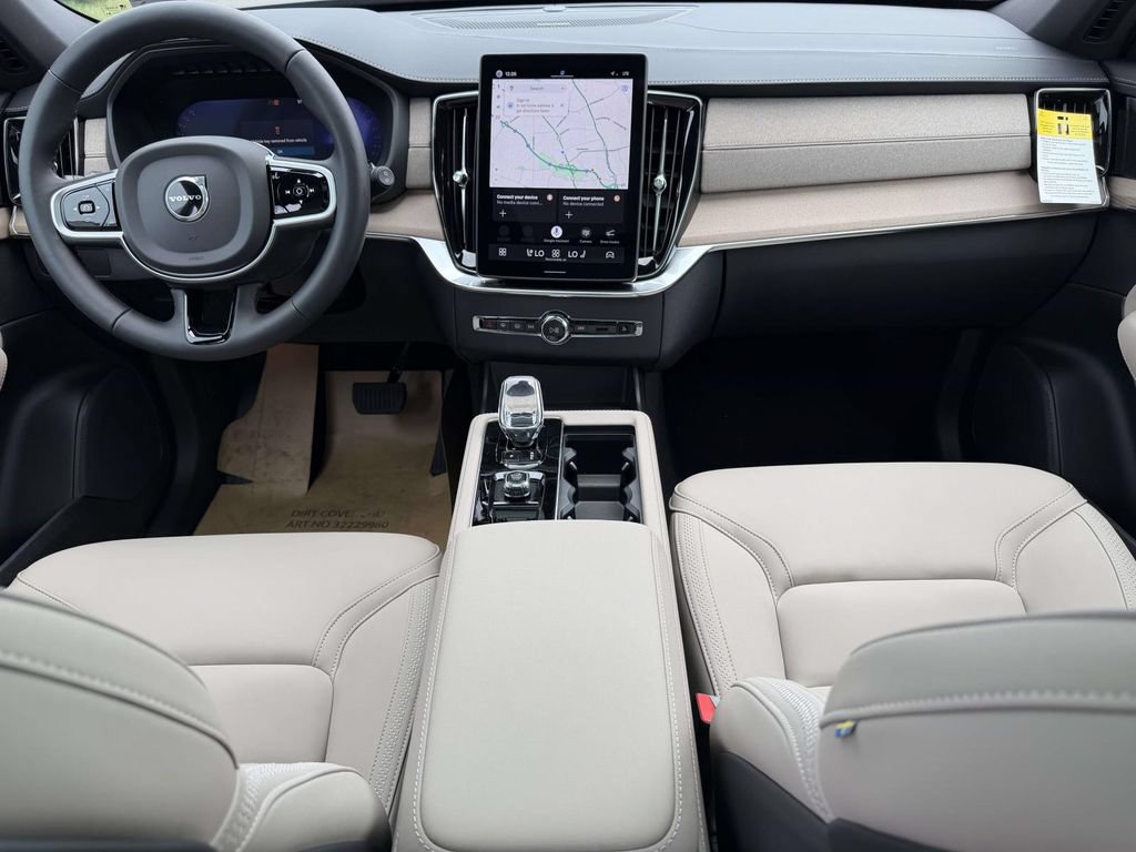 New 2026 Volvo XC90 B5 Plus w/ Protection Package AWD/4WD image 2