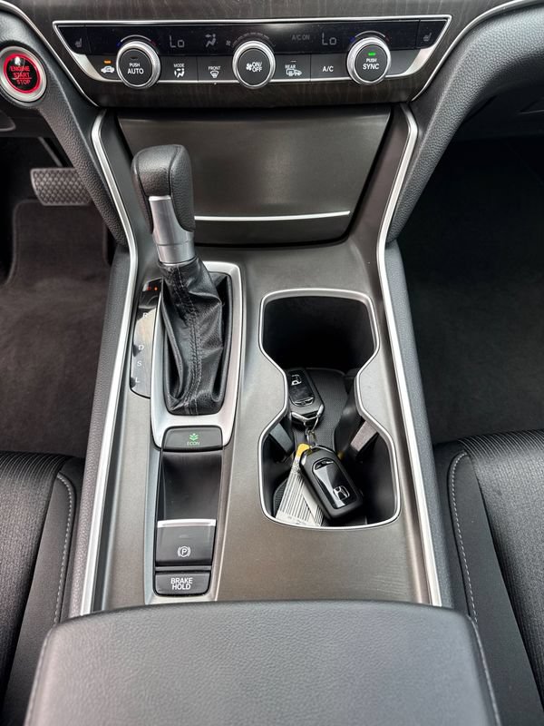 Used 2020 Honda Accord EX image 23