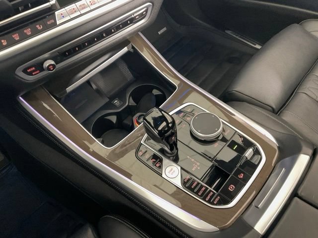 Used 2022 BMW X5 xDrive45e w/ M Sport Package AWD/4WD image 11
