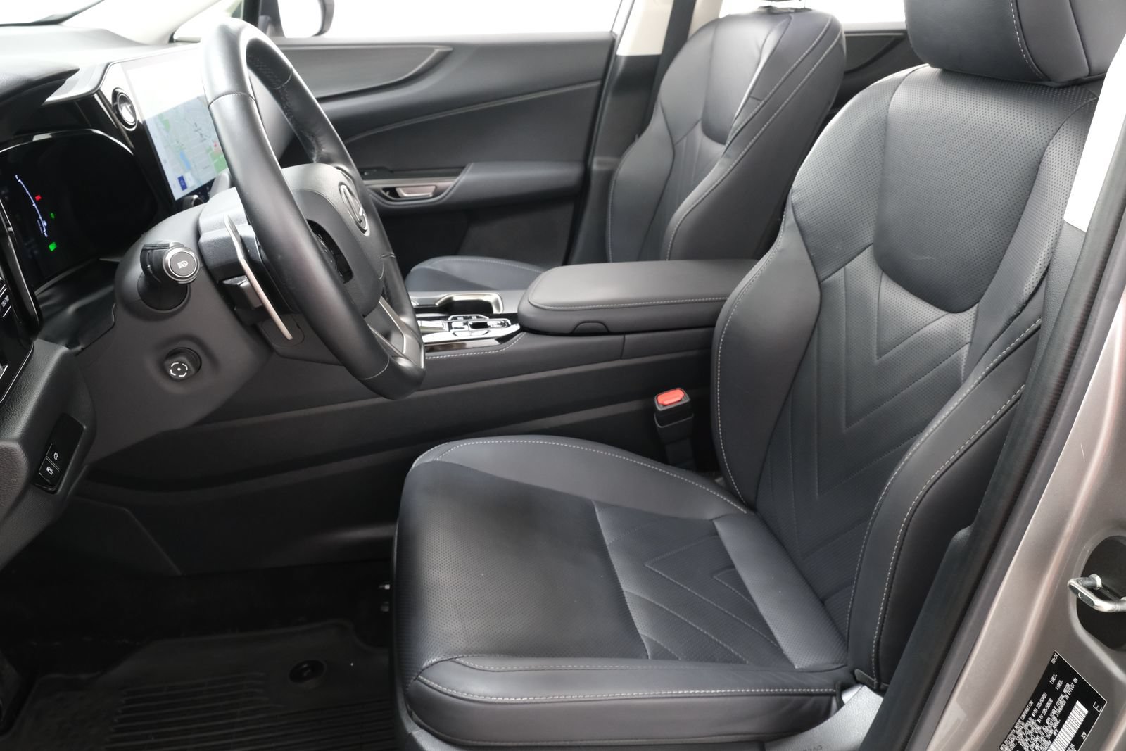 Used 2024 Lexus NX 450h+ AWD w/ Vision Package image 31