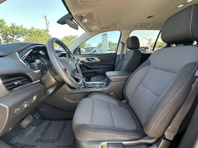 Used 2021 Chevrolet Traverse LS FWD image 24
