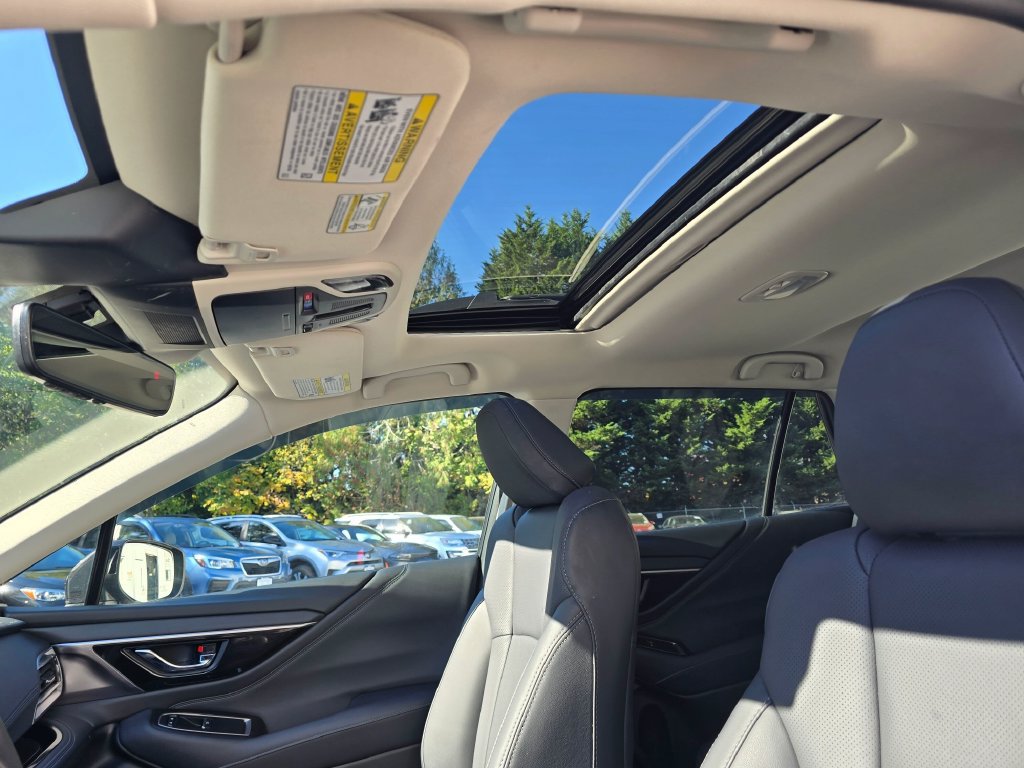 Used 2025 Subaru Outback Limited AWD/4WD image 13