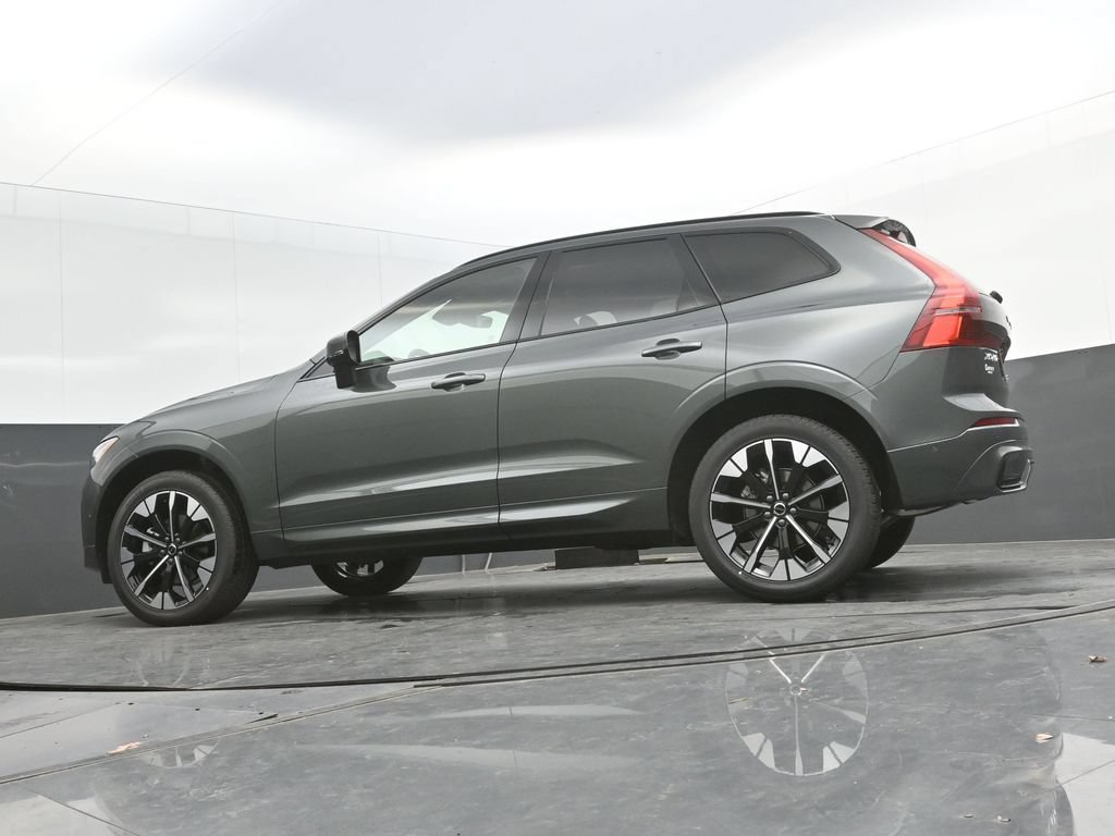 New 2026 Volvo XC60 B5 Plus w/ Climate Package AWD/4WD image 31