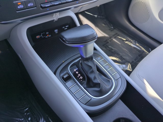 Used 2025 Hyundai Kona SEL AWD/4WD image 12