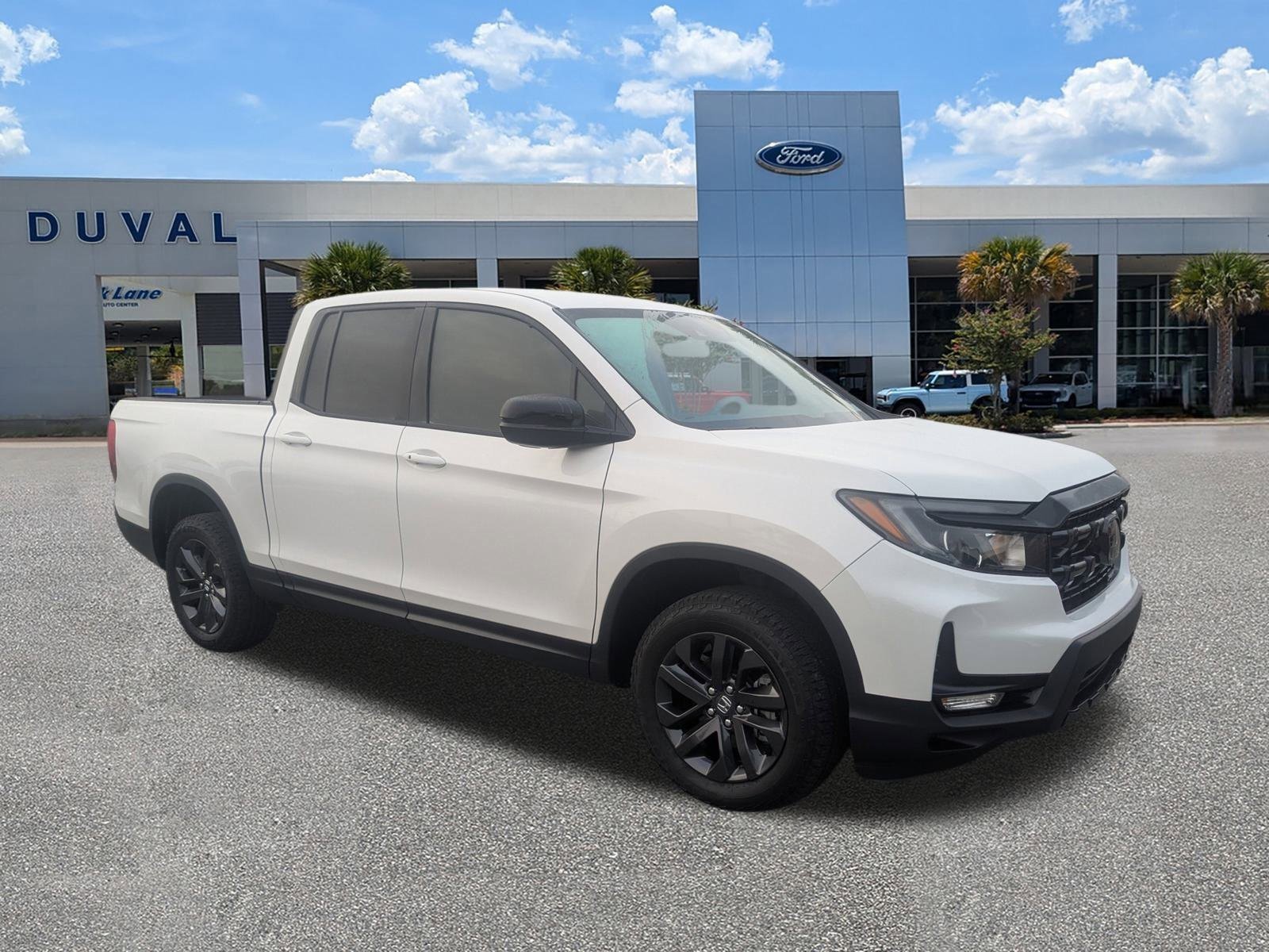 Used 2024 Honda Ridgeline Sport image 2