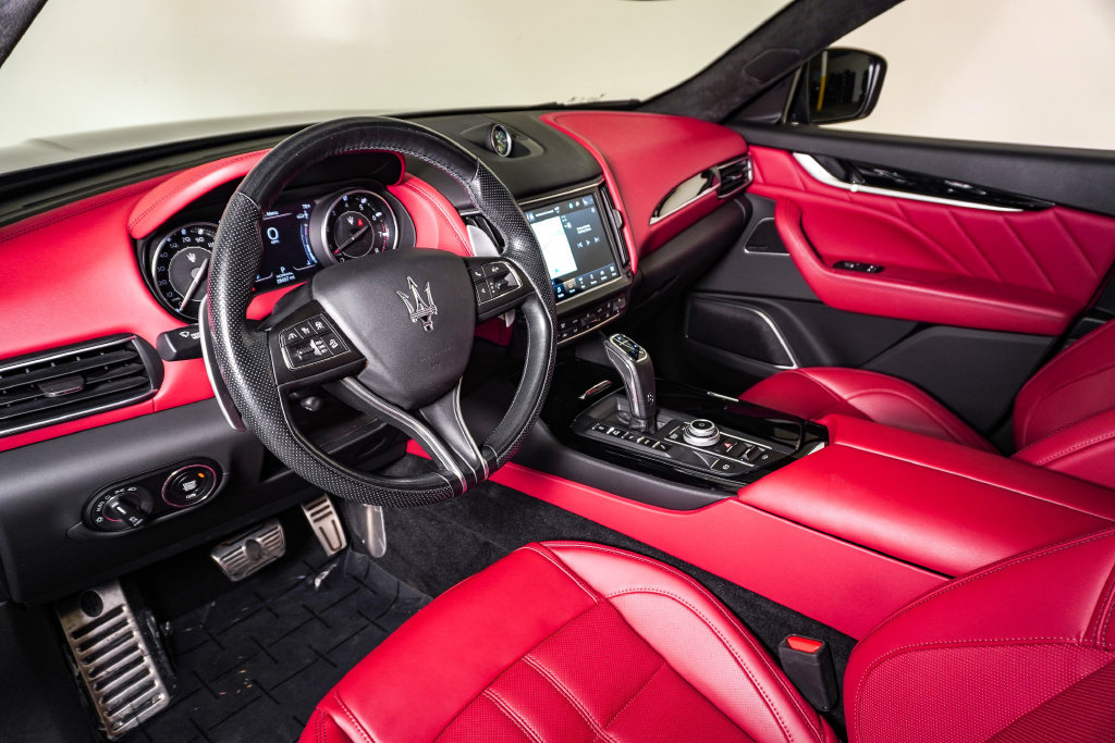 Used 2022 Maserati Levante Modena AWD/4WD image 19