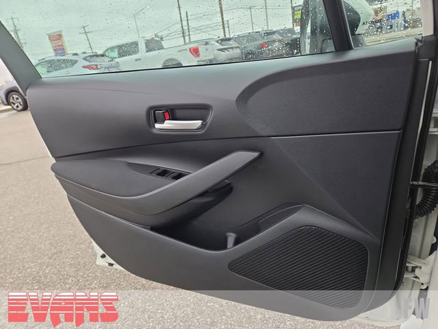 Used 2021 Toyota Corolla LE image 15