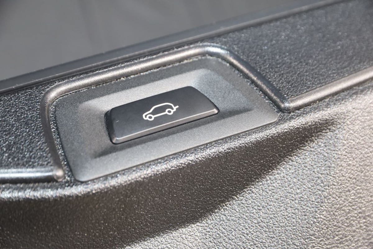 Used 2022 BMW X5 M50i w/ Executive Package AWD/4WD image 56