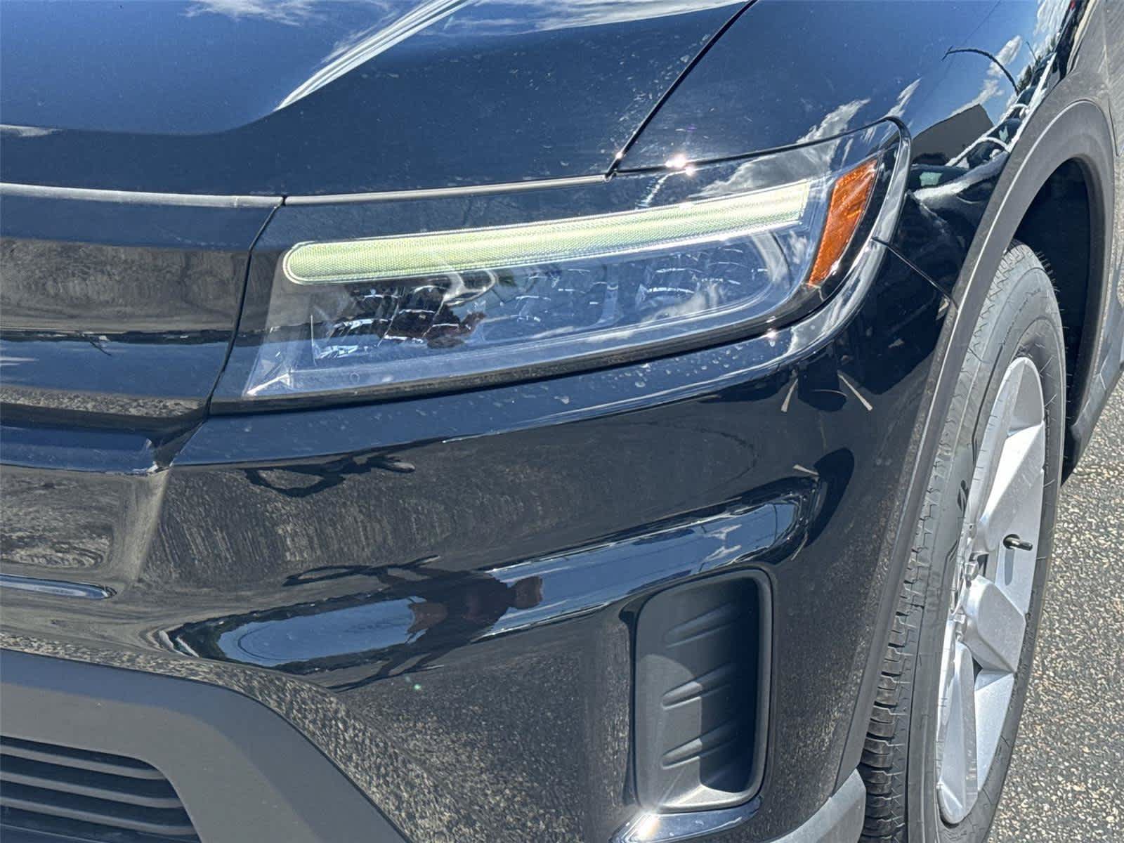 Used 2025 Honda Prologue EX image 9