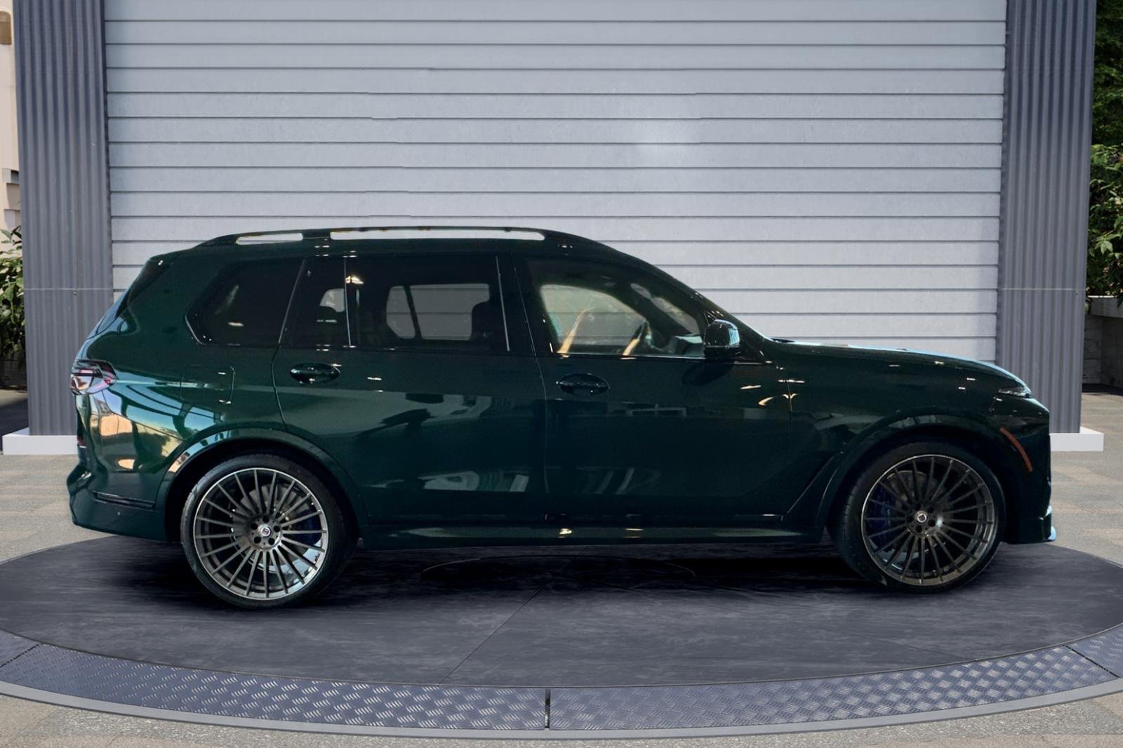 New 2026 BMW ALPINA XB7 image 3