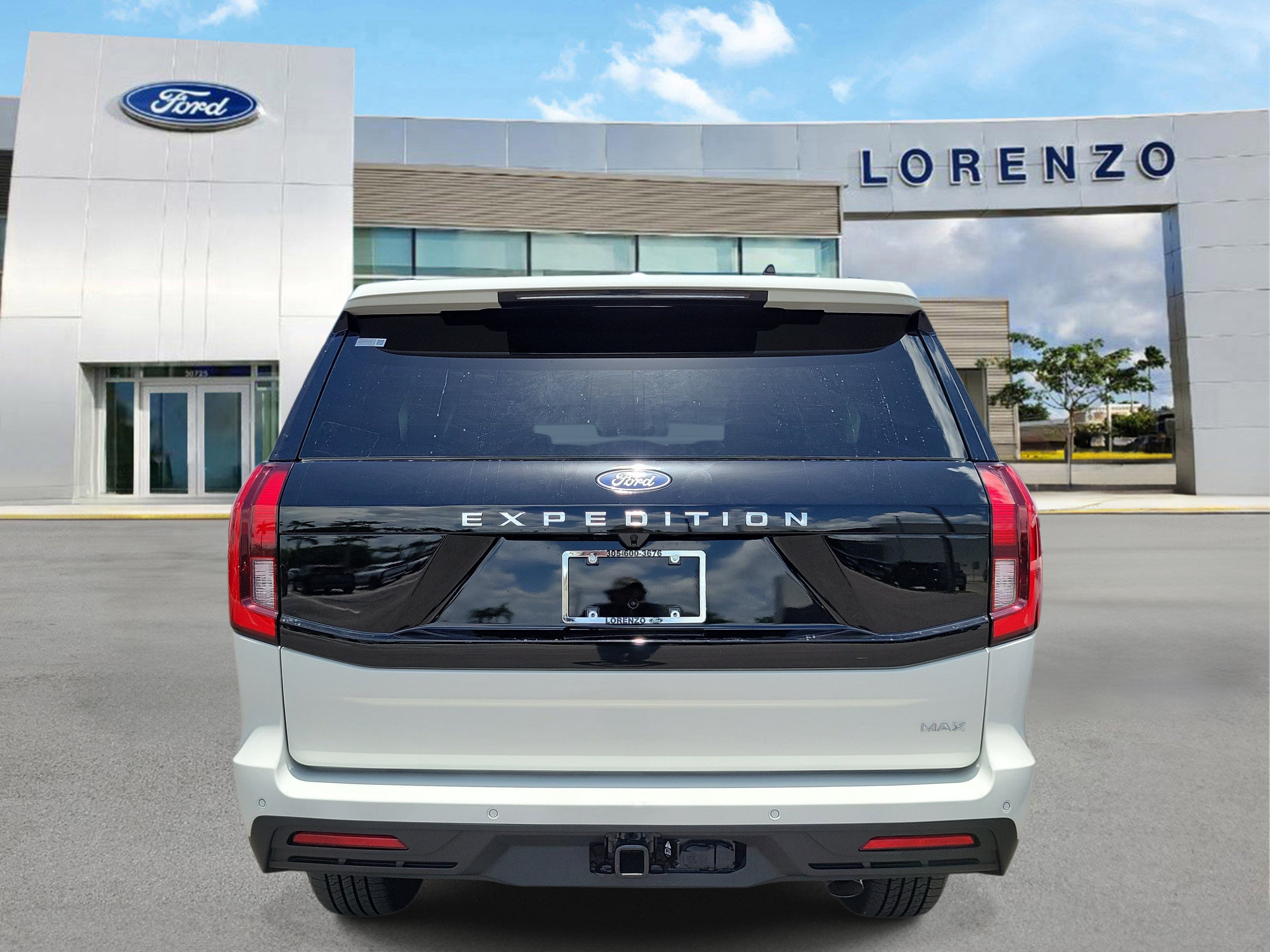 New 2027 Ford Expedition Max Active RWD image 5