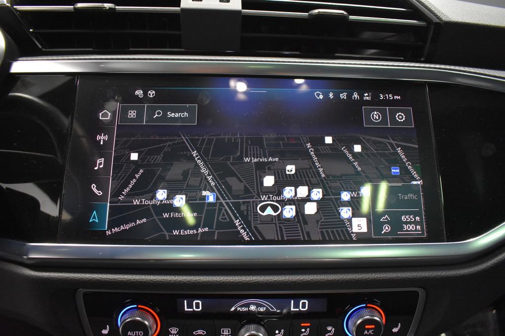 Used 2024 Audi Q3 2.0T Premium Plus w/ Premium Plus Package image 23