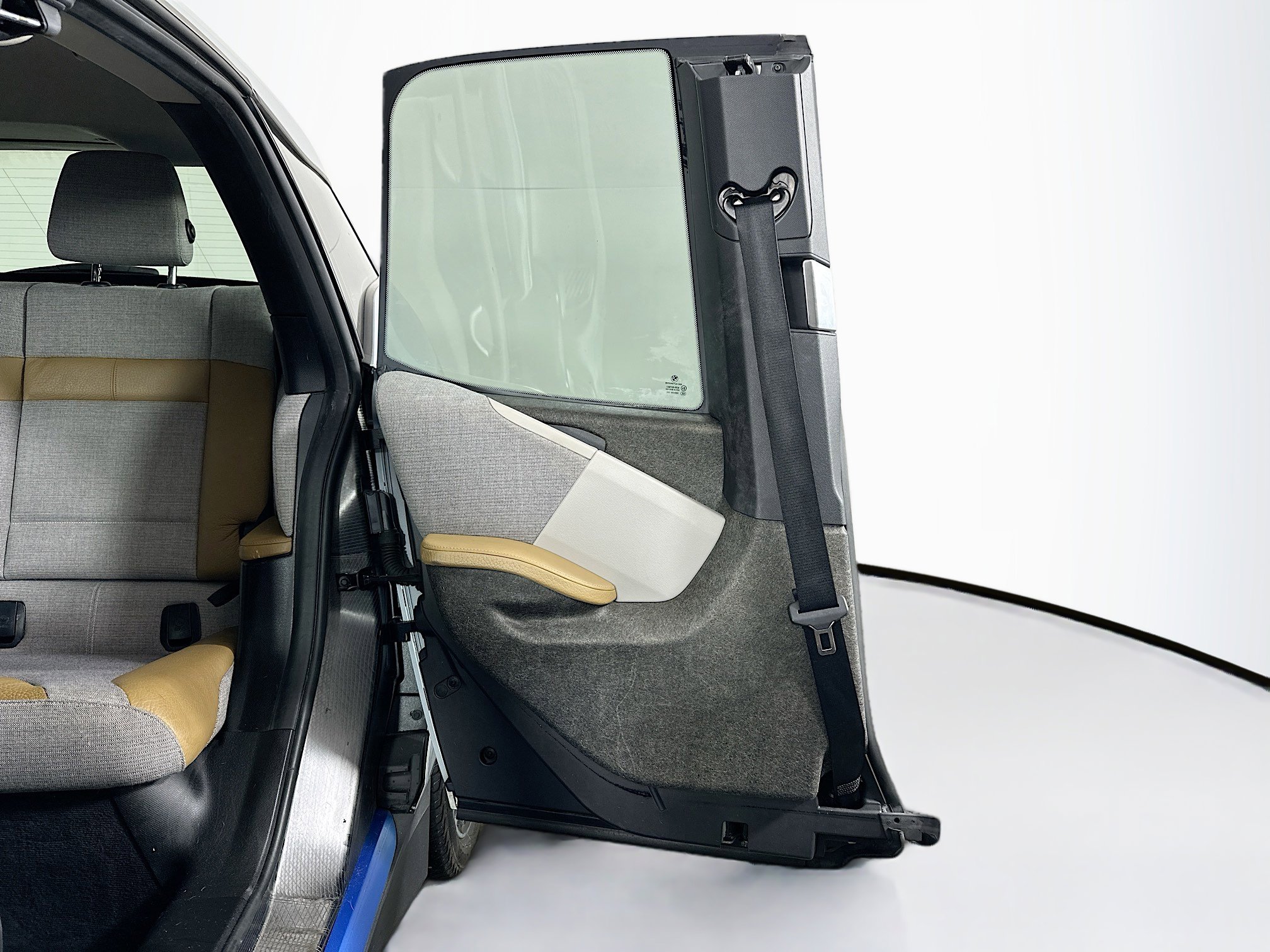 Used 2014 BMW i3 4dr HB image 25