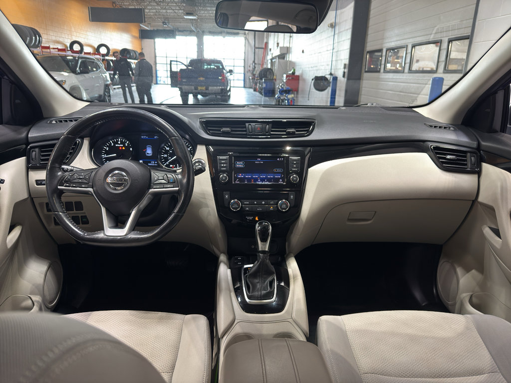 Used 2019 Nissan Rogue Sport SV w/ Technology Package image 12