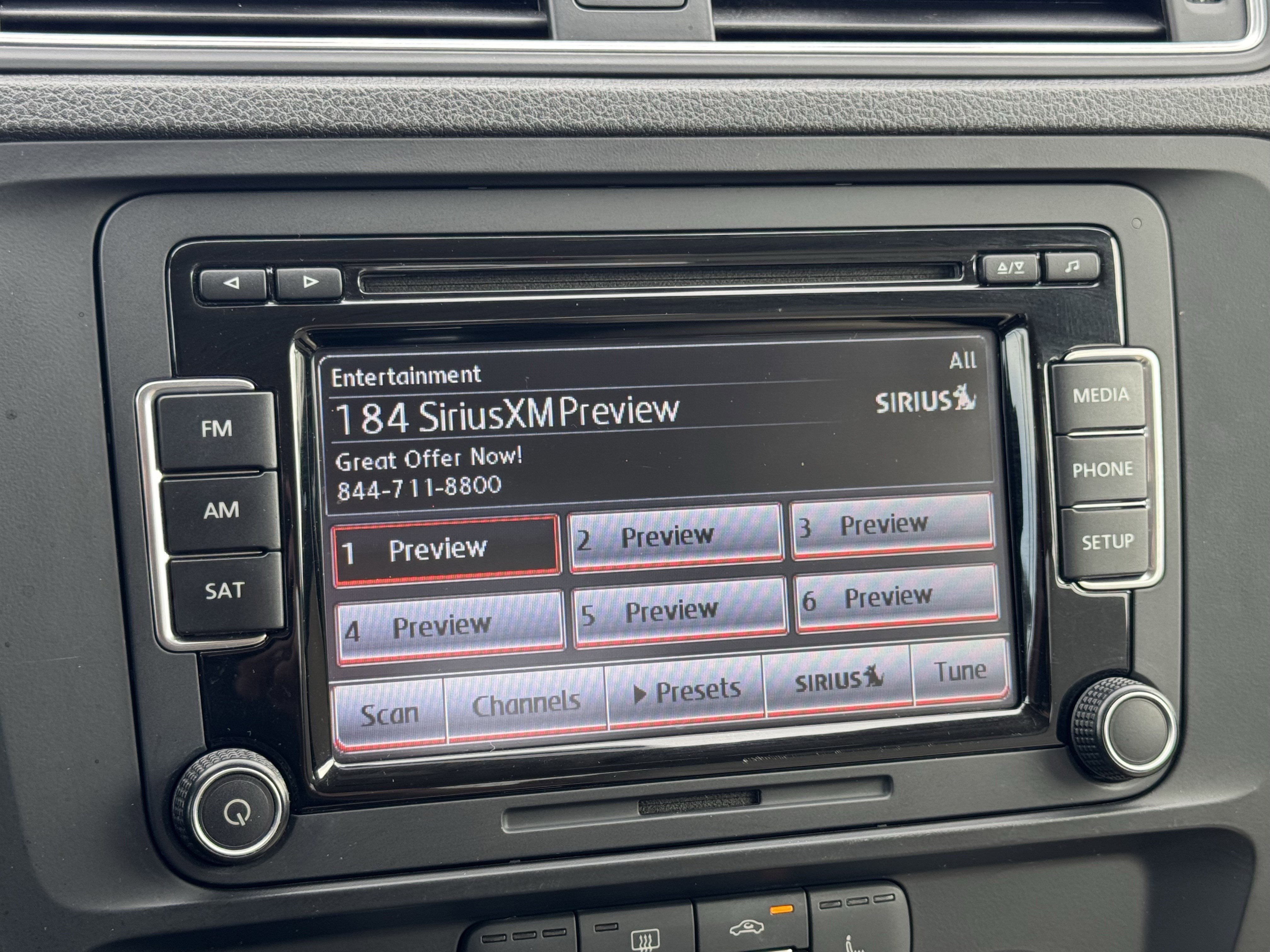 Used 2015 Volkswagen Jetta SE image 24
