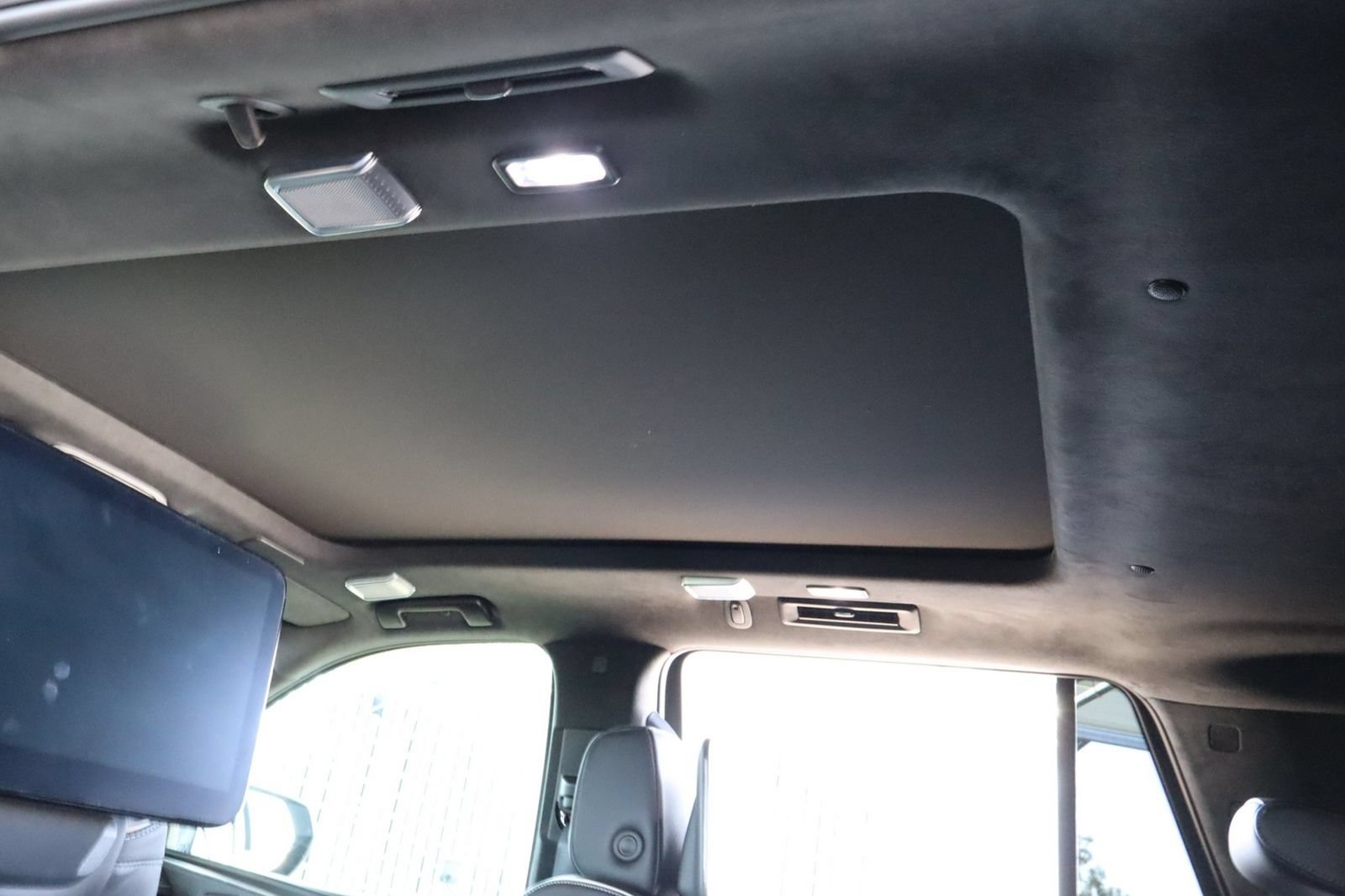 Used 2023 Cadillac Escalade V AWD/4WD image 40
