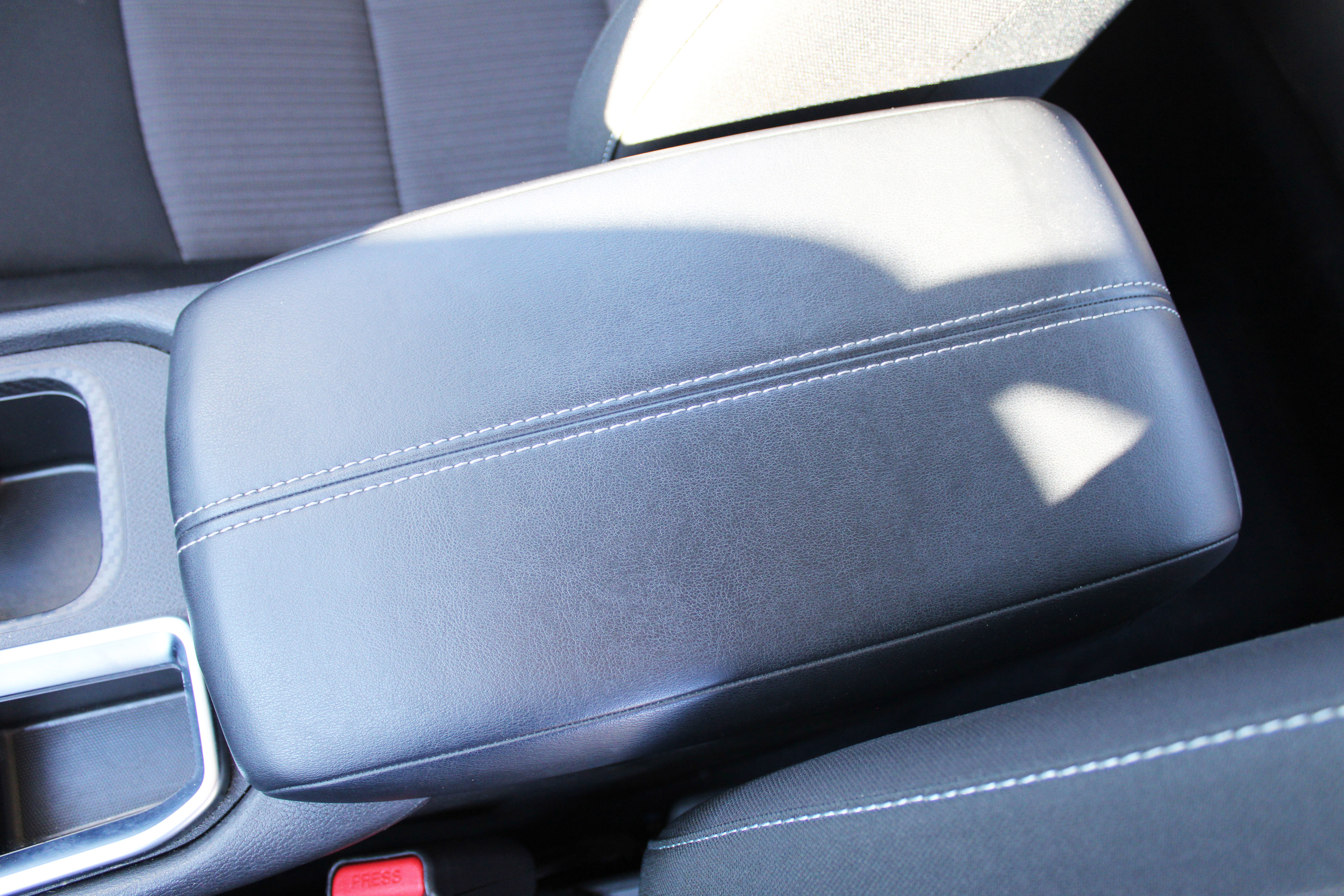 Used 2025 Nissan Sentra SV image 33