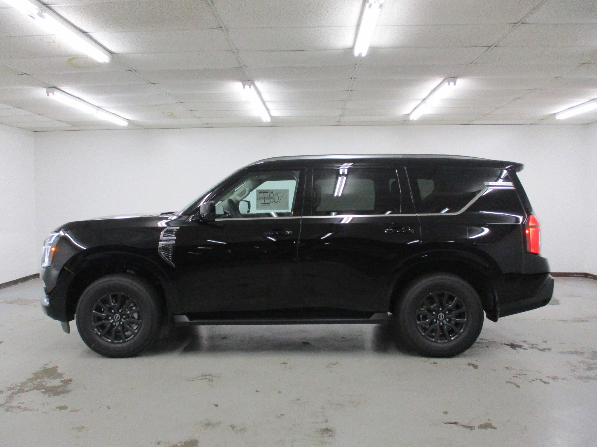 New 2026 Nissan Armada SV image 2