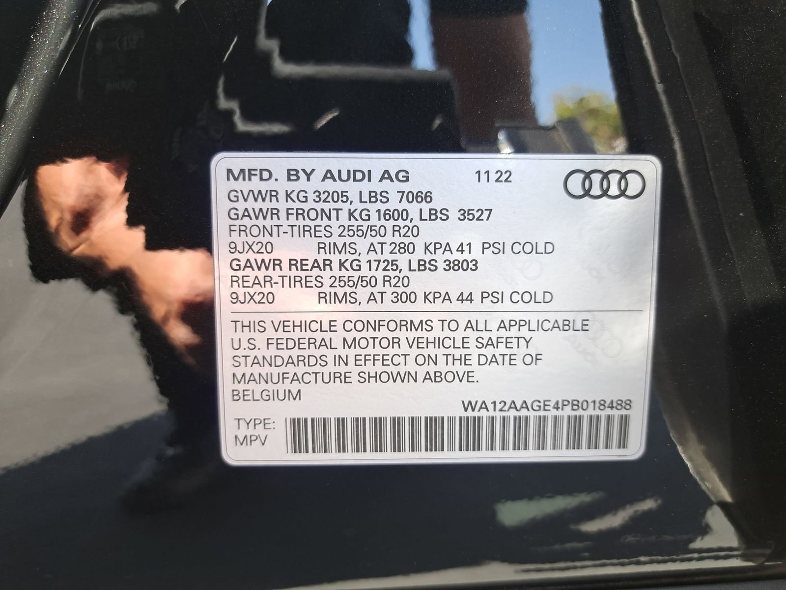 Used 2023 Audi e-tron Premium Plus w/ Premium Plus Package image 11