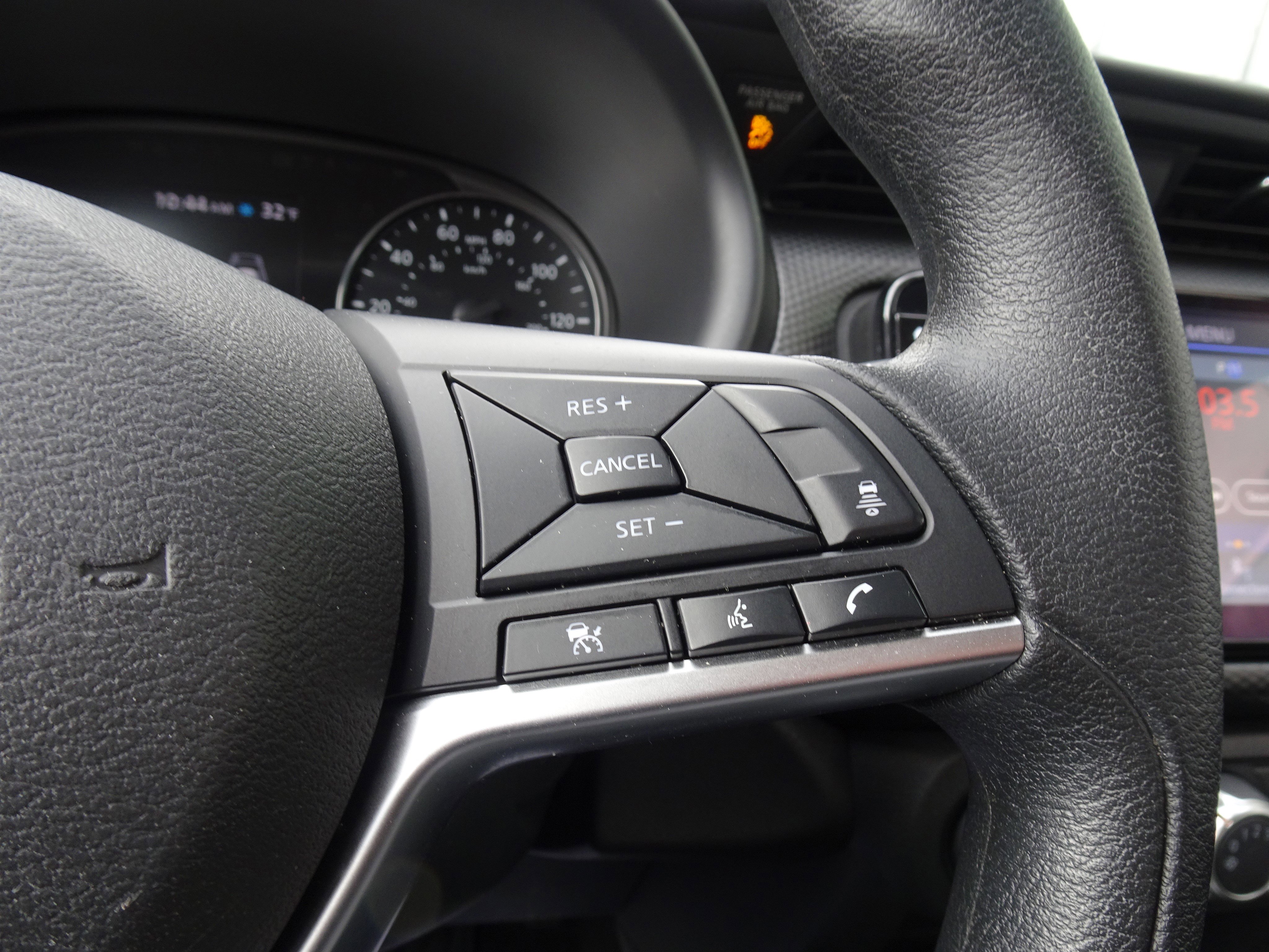 Used 2023 Nissan Kicks SV image 21