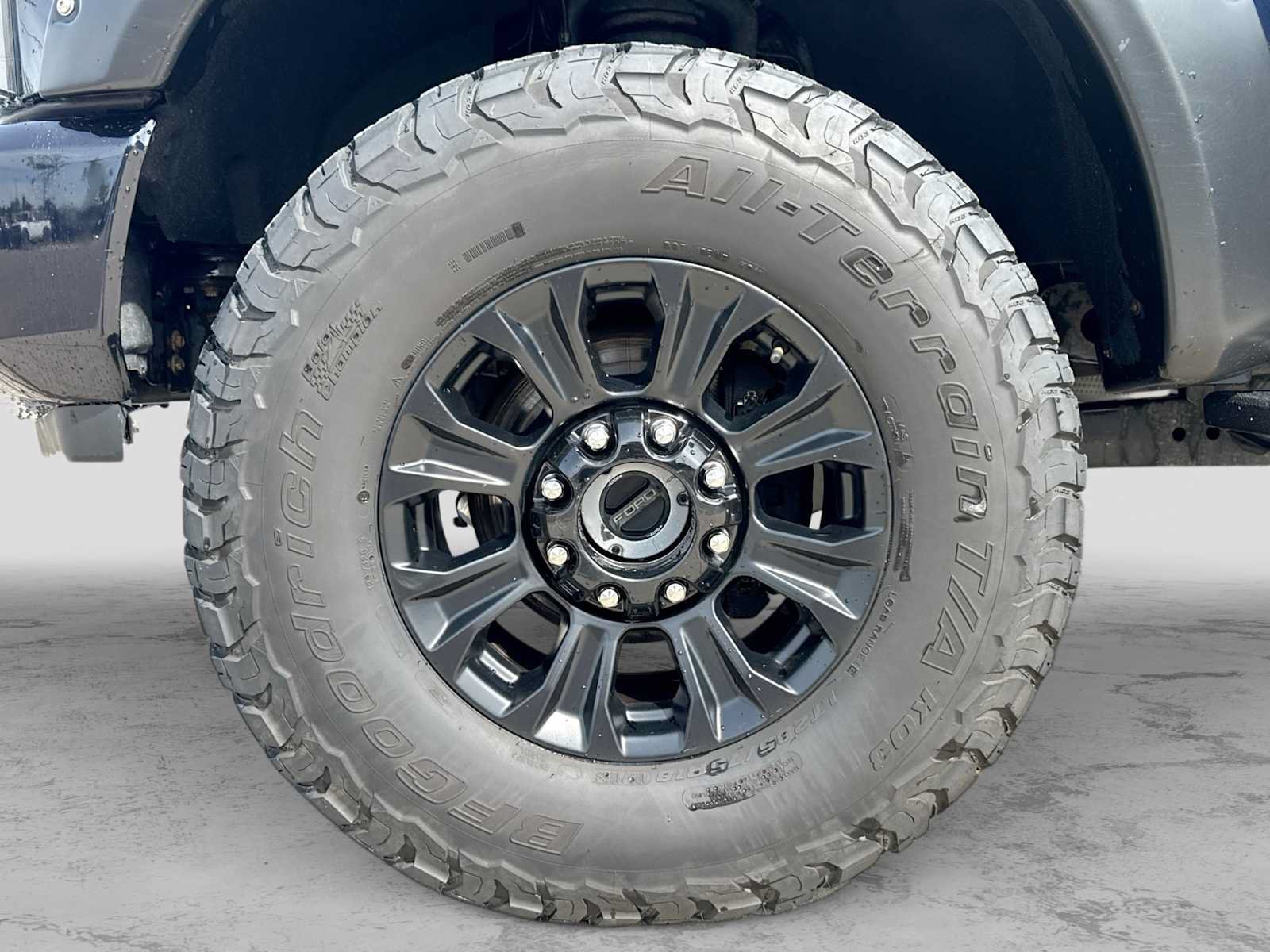 Used 2021 Ford F250 Lariat w/ Tremor Off-Road Package AWD/4WD image 13
