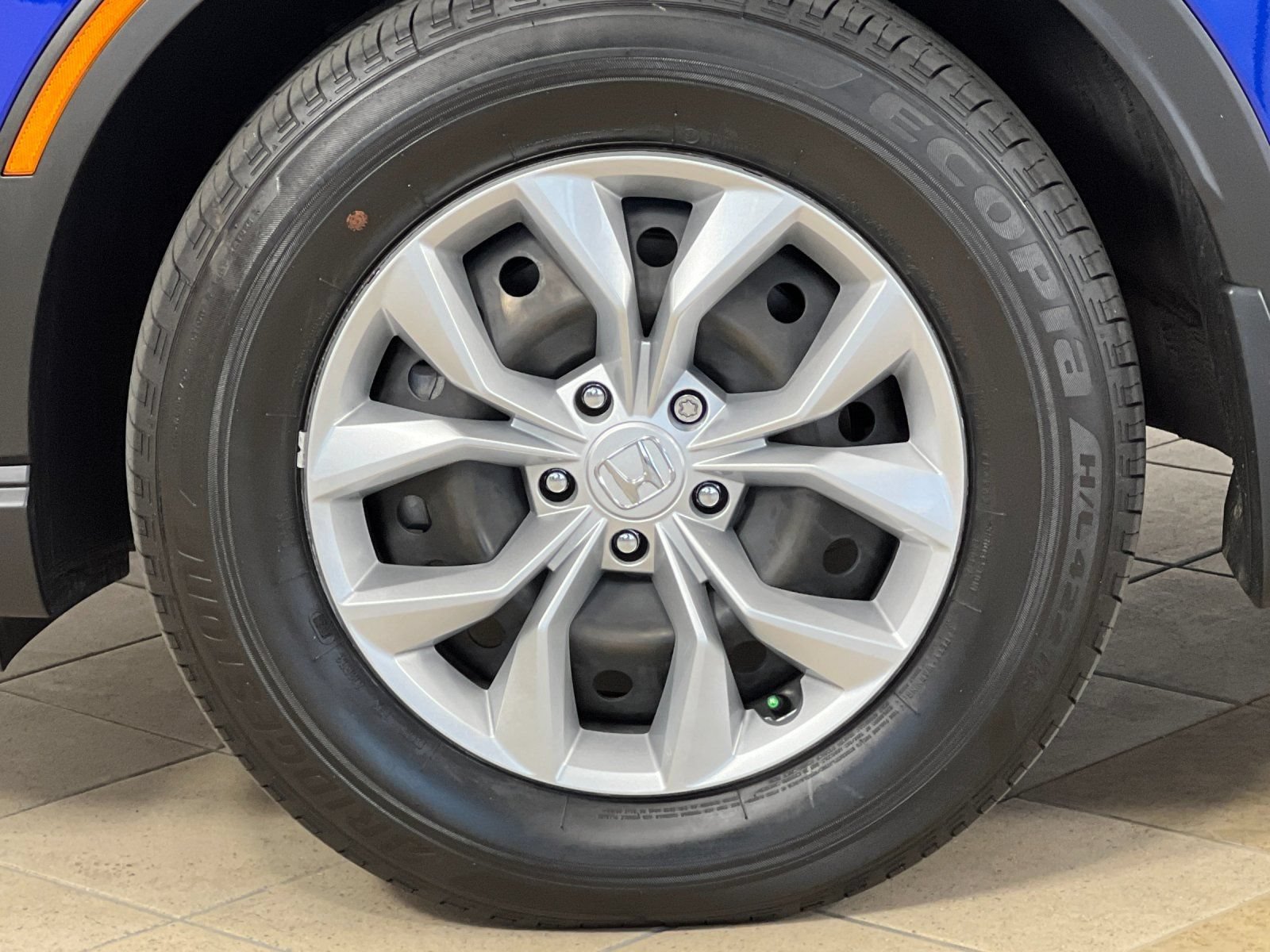 Used 2025 Honda CR-V LX image 25
