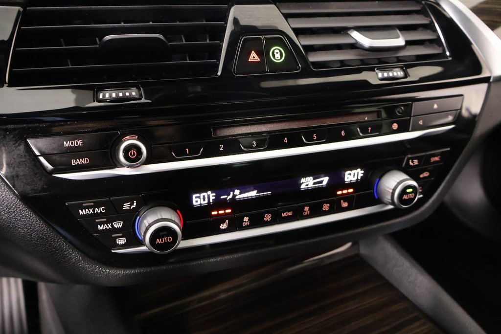 Used 2019 BMW 530i w/ Premium Package image 9