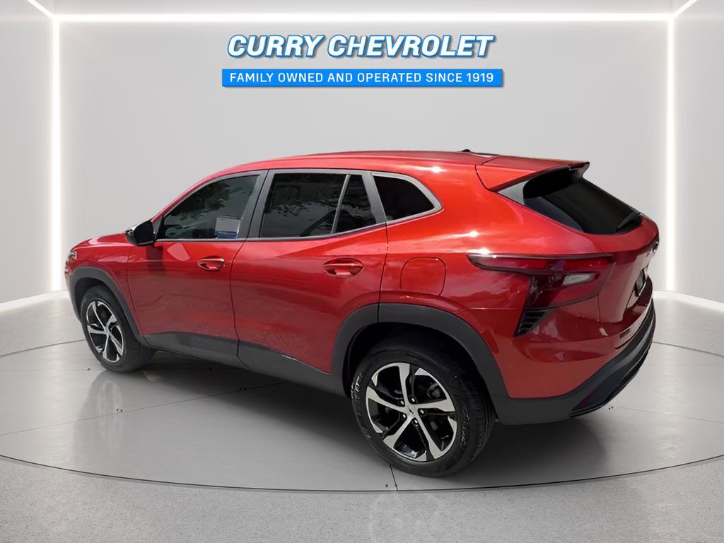 Used 2024 Chevrolet Trax RS w/ Driver Confidence Package FWD image 10