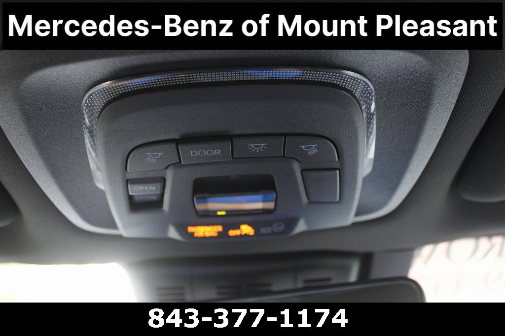 Used 2023 Toyota Crown Limited image 50