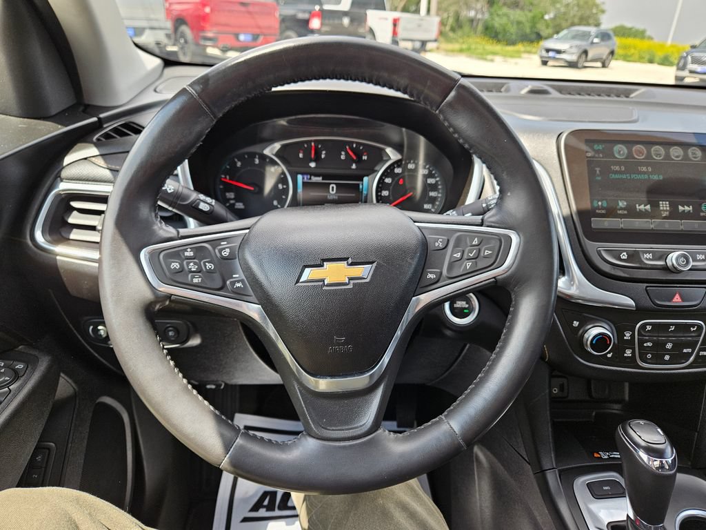 Used 2018 Chevrolet Equinox Premier AWD/4WD image 11