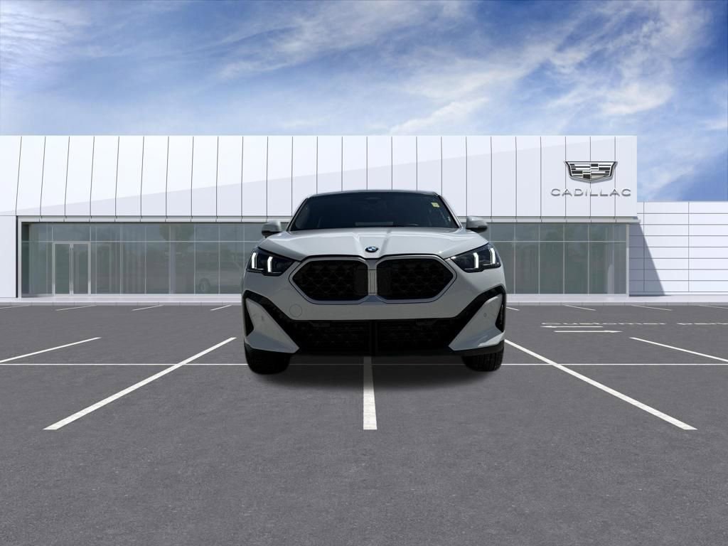 Used 2025 BMW X2 xDrive28i AWD/4WD image 7